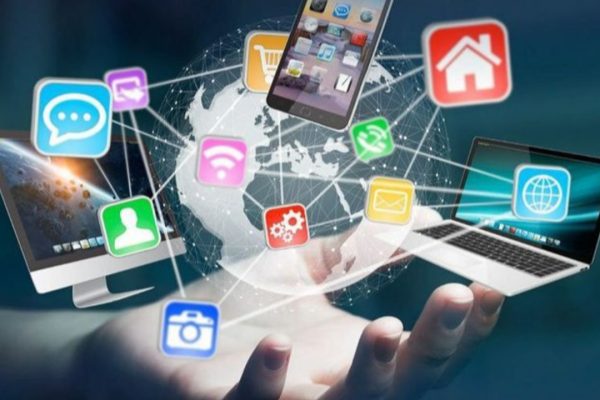 memanfaatkan-era-digital-strategi-menghadapi-tantangan-dan-meraih-peluang-pengetahuan
