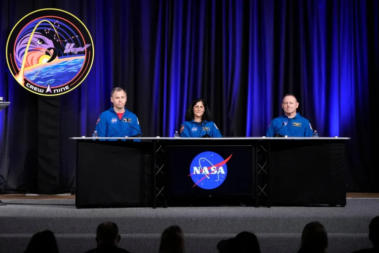 Kisah Inspiratif Astronot NASA Setelah Misi Sembilan Bulan di Luar Angkasa