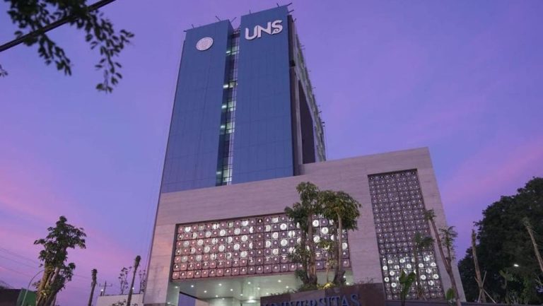 Universitas Sebelas Maret Perkenalkan Jalur Mandiri Berbasis Nilai UTBK 2025