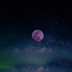 langit-juni-suguhkan-pertunjukan-kosmis-bulan-stroberi-bima-sakti-dan-parade-planet
